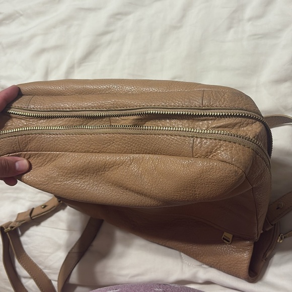 Fossil Tan Leather Crossbody Bag - Picture 11 of 11
